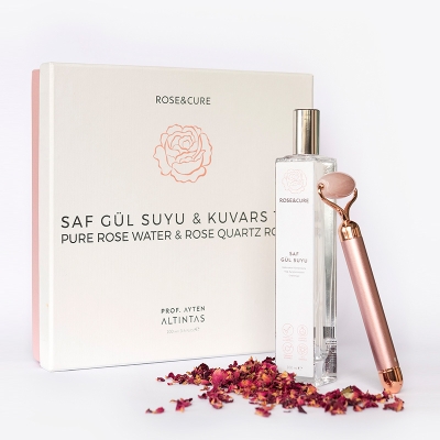 RoseAndCure Saf Gül Suyu 100 ml ve Titreşimli Kuvars Roller